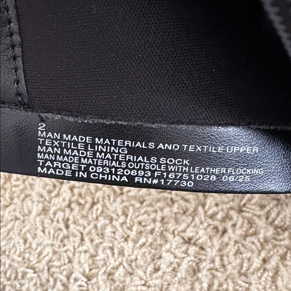 Art Class | Laurel Chelsea Boots (Black) -EUC - Picture 12 of 15